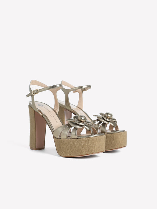 SANDALO IN PELLE LAMINATA TITANIO  CON PLATEAU E TACCO ALTO IN CANVAS IUTA E ACCESSORIO FIORE ABEBA - Scarpe da Cerimonia | Roberto Festa
