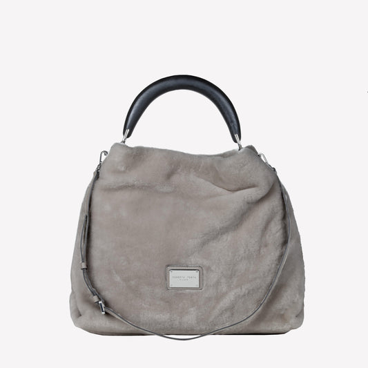 BORSA A SPALLA IN MONTONE EFFETTO VISONE COLOR NUTRIA CON MANICO IN LEGNO NERO BIANCA - Grigio | Roberto Festa
