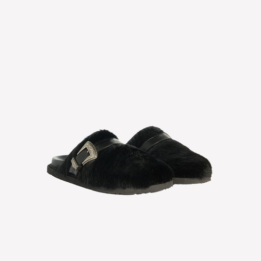 SABOT IN CAVALLINO PELO LUNGO NERO CON FIBBIA ARGENTO CLIDIA - Midwinter Muse | Roberto Festa