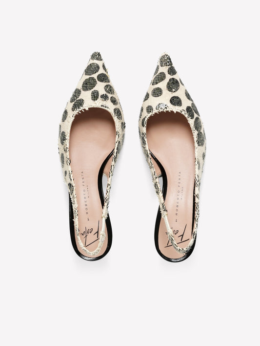 SLINGBACK IN PELLE LASERATA CON STAMPA A POIS BIANCO E NERO E TACCO BASSO DALILA - bianco_nero | Roberto Festa