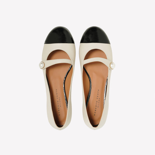 BALLERINA FLAT CON CINTURINO E BOTTONE IN NAPPA BIANCA DIVY - Bianco | Roberto Festa