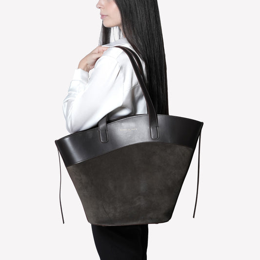 BORSA SECCHIELLO IN PELLE SCAMOSCIATA COLOR TESTA DI MORO ELISEA - Marrone | Roberto Festa