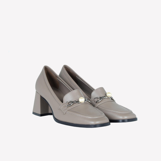 MOCASSINO IN NAPPA ACACIA CON ACCESSORIO PERLA GERT - Back to Office | Roberto Festa