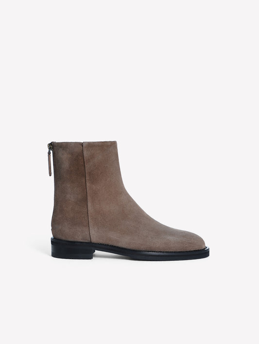 STIVALETTO IN CAMOSCIO TAUPE CON TACCO BASSO ISA - Taupe | Roberto Festa