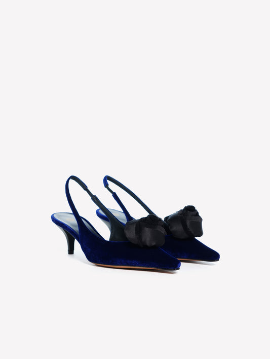 SLINGBACK IN VELLUTO BLU CON FIORE IN RASO E TACCO MEDIO ISTYNIA - Blu | Roberto Festa