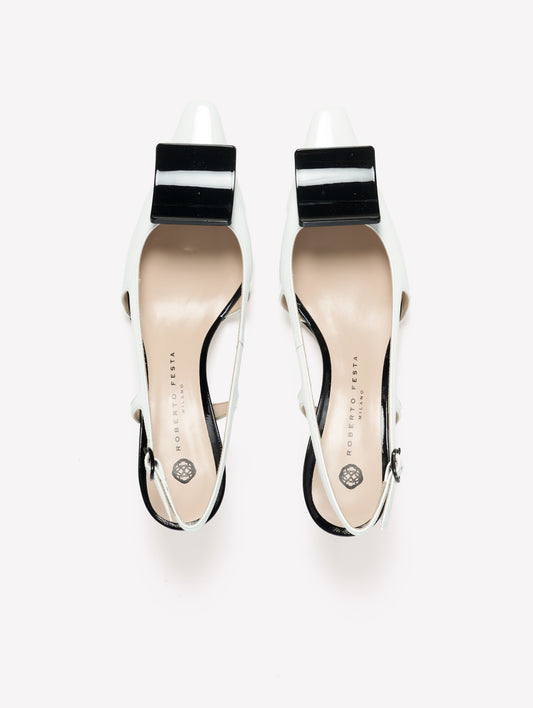 SLINGBACK IN VERNICE COLOR BIANCO  CON ACCESSORIO QUADRATO NERO KIMERA - Bianco | Roberto Festa