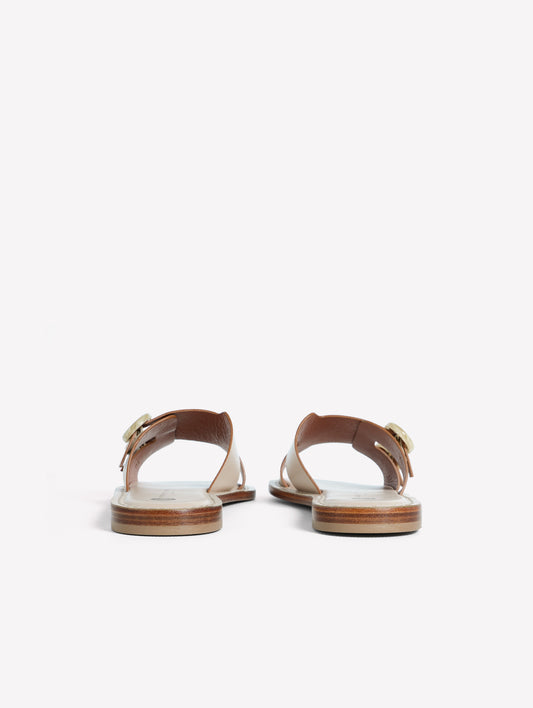 SANDALO FLAT IN PELLE COLOR BURRO CON DOPPIA FIBBIA TONDA NAISA - Beige | Roberto Festa