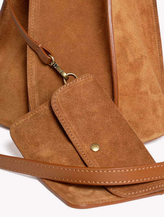 BORSA A SECCHIELLO IN CROSTA COLOR CUOIO CON RIFINITURE IN PELLE SAFIRA - Marrone | Roberto Festa