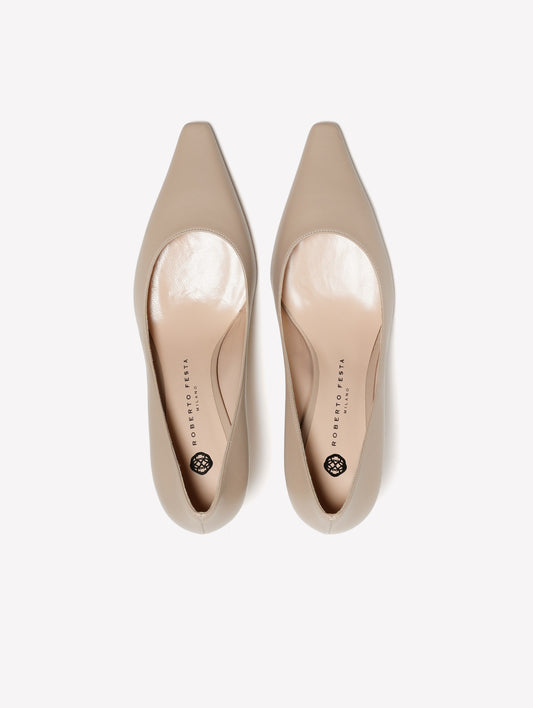 DECOLLETE' IN NAPPA NUDE CON TACCO MEDIO TIRSA - Beige | Roberto Festa